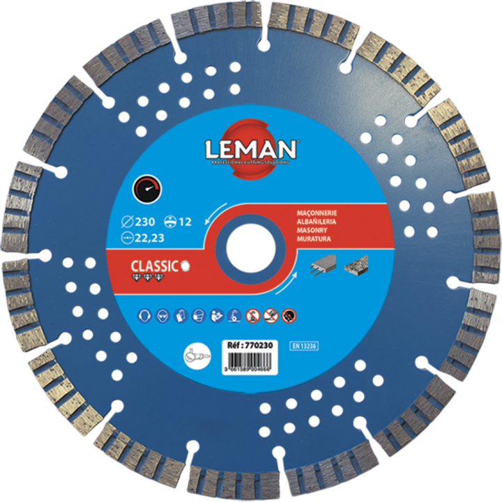 Diamond disc segments reinforced concrete