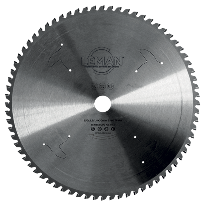 Cutting blade for non-corrodible metals